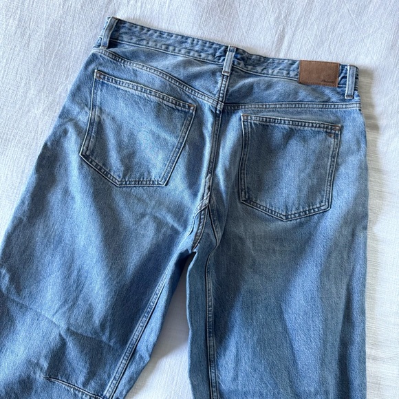 Madewell The Darted Barrel-Leg Jean, size 29 - Picture 9 of 11